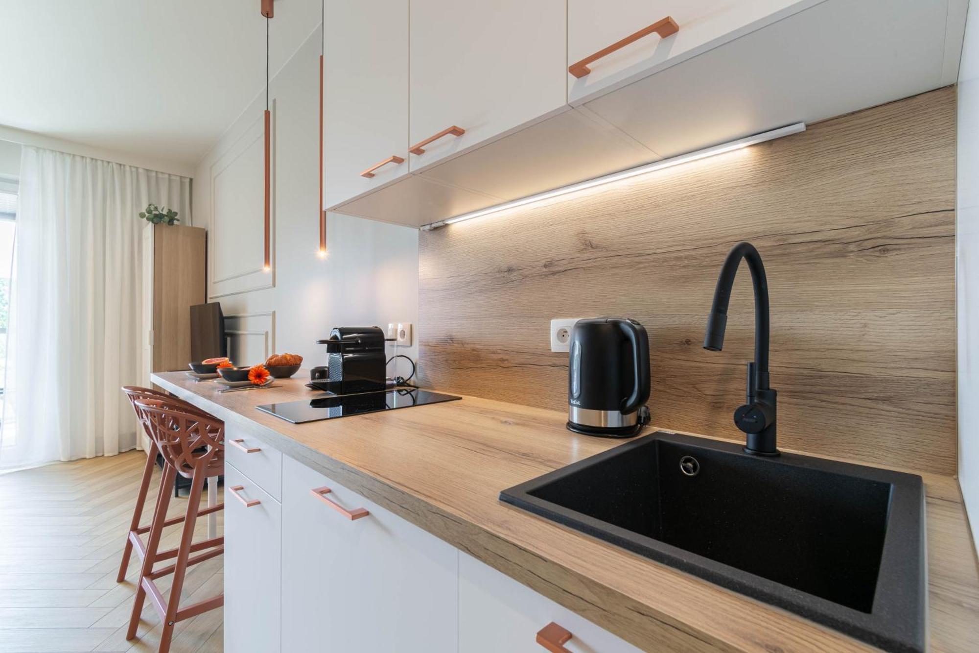 Good Mood Francuska Retreat - Free Parking - Self Check-In Lejlighed Katowice Eksteriør billede